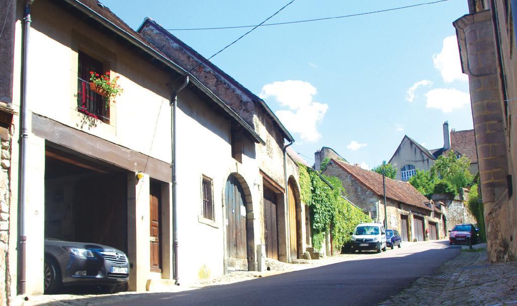Apartamento Le Petit St Lazare Autun Exterior foto